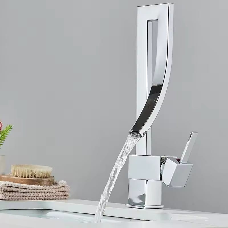 Grifo de lavabo Cascada de moda Grifo de lavabo Mezclador de agua fría y caliente de un solo mango Fregadero de baño